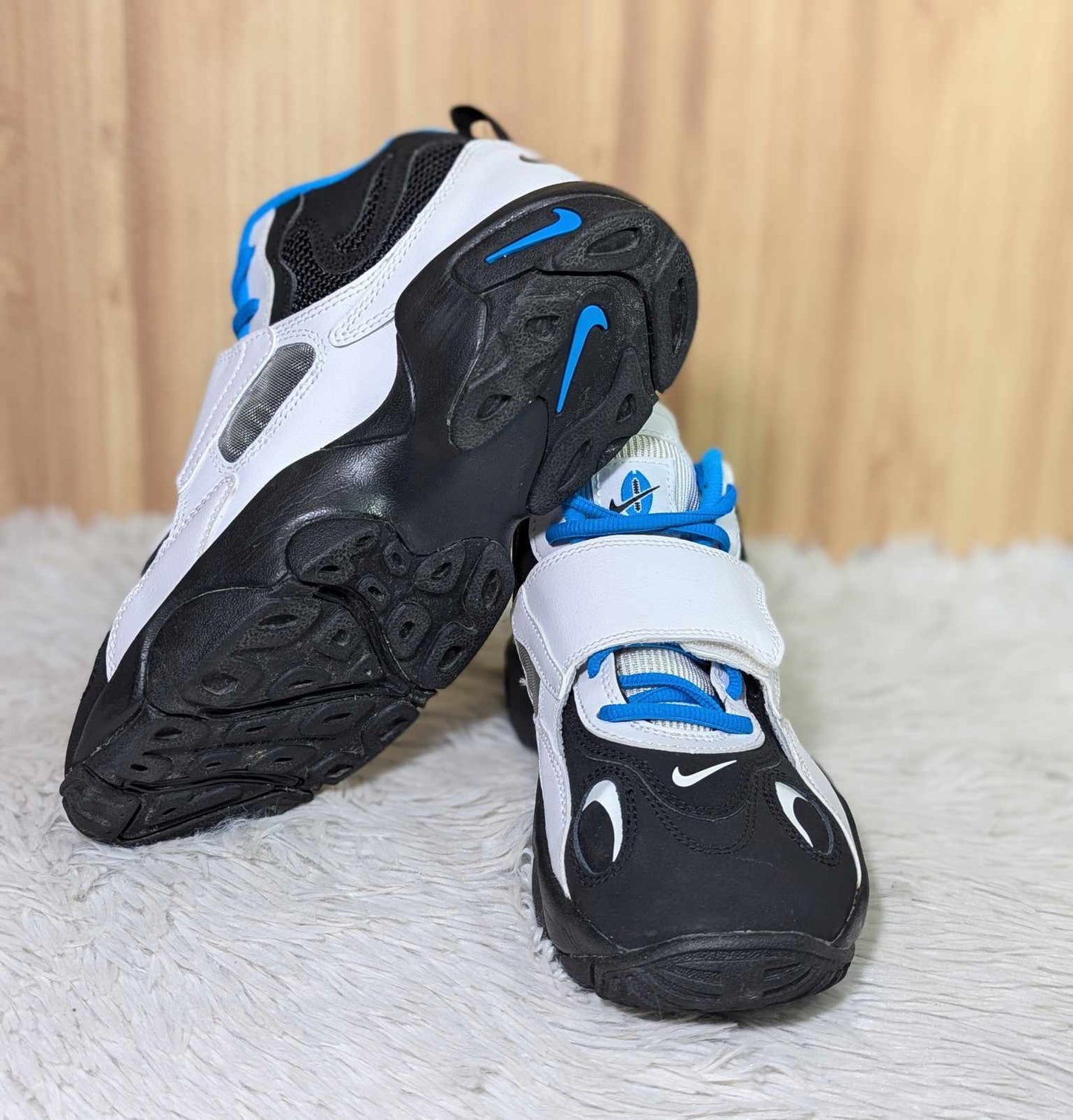 Air Speed Turf  'Black Blue Hero'