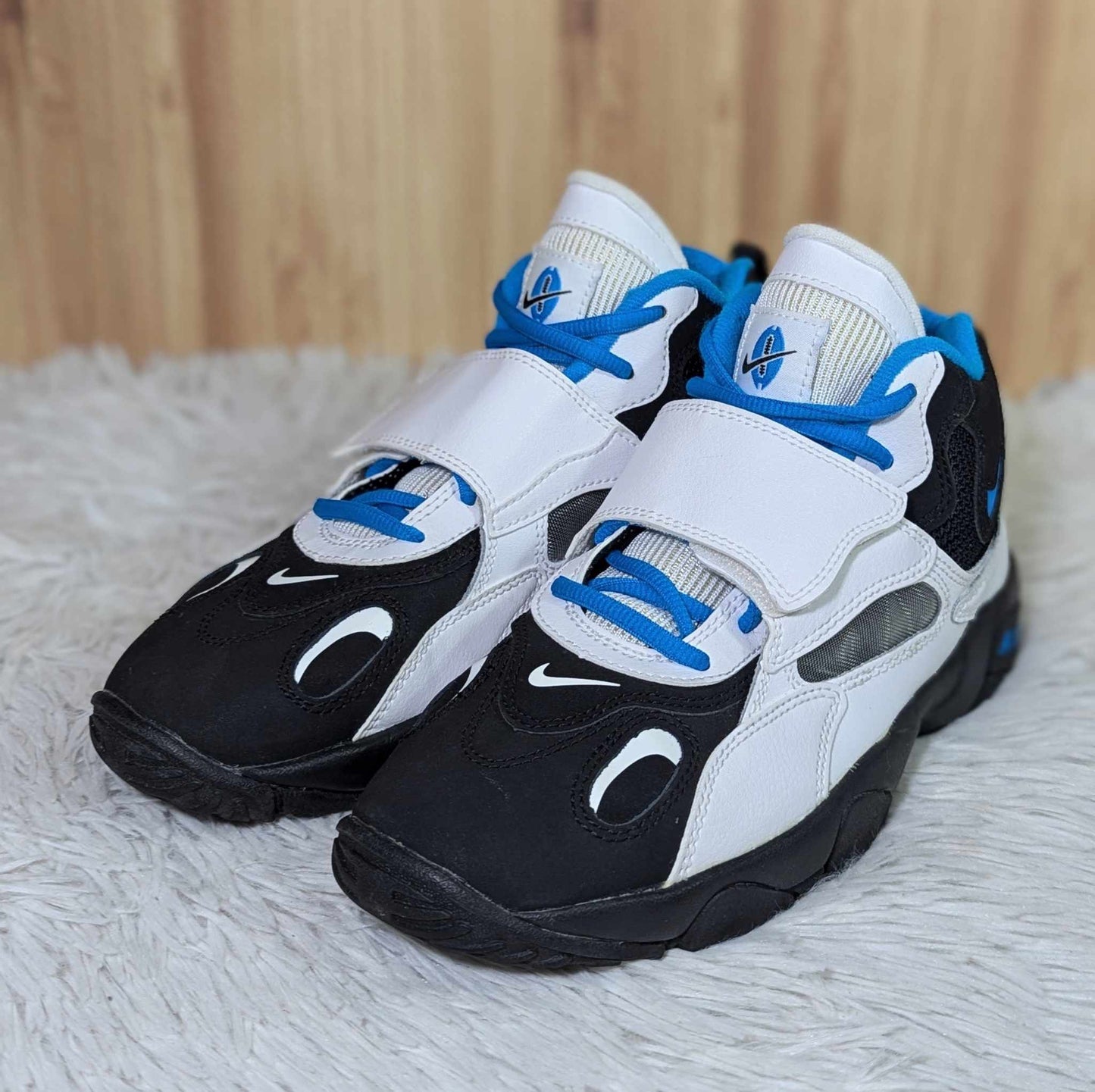 Air Speed Turf  'Black Blue Hero'