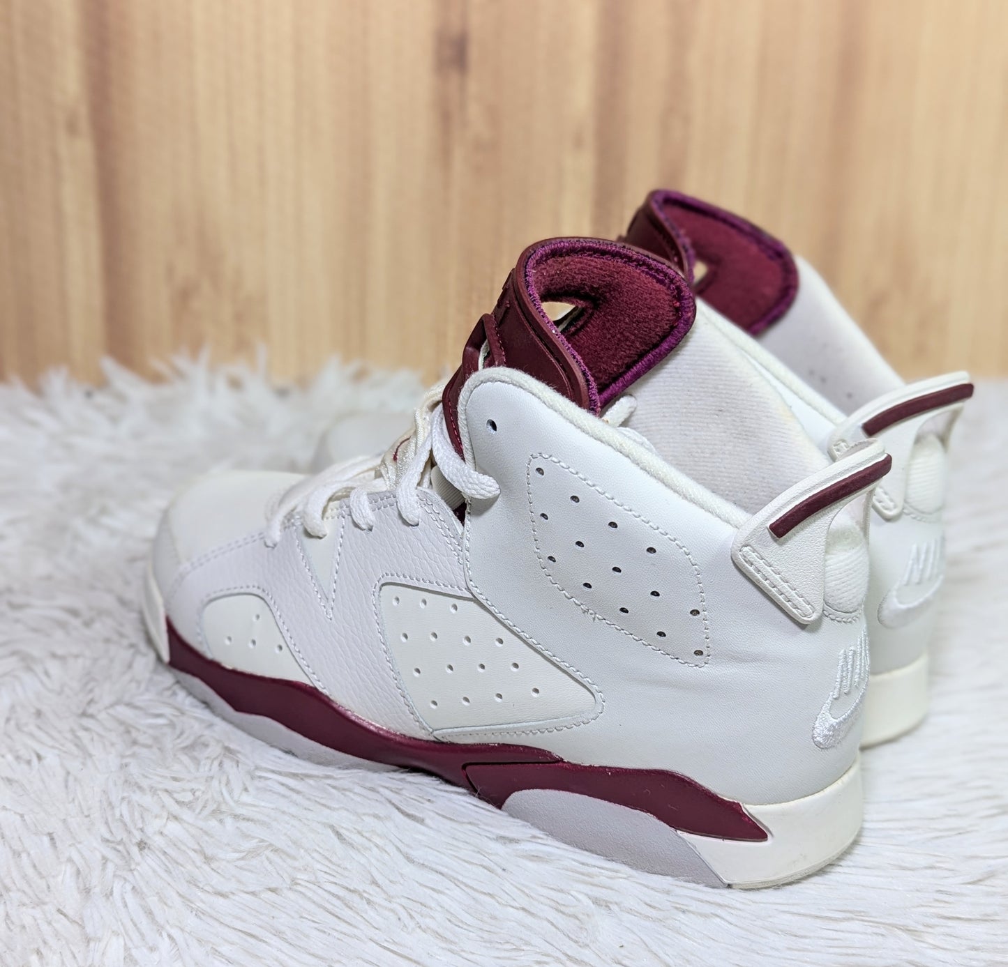 Air Jordan 6 Retro 2015 Maroon